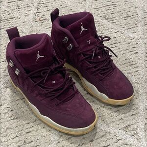 Jordan 12 retro Burgundy and Cream Bordeaux High-Top Sneakers size 8